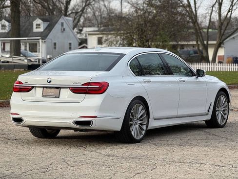 Used 2016 BMW 750i xDrive AWD/4WD image 5