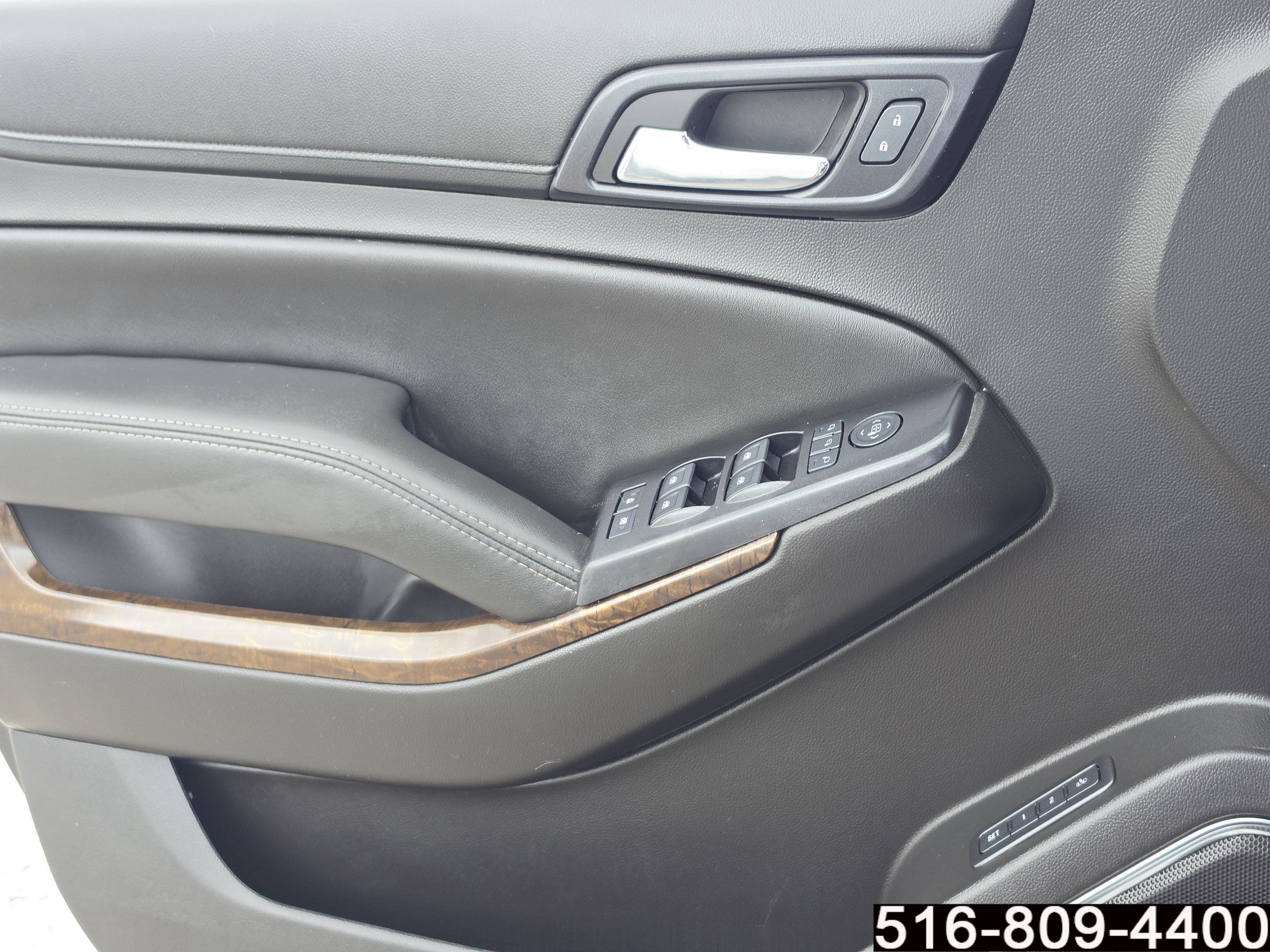 Used 2017 Chevrolet Tahoe LT AWD/4WD image 32