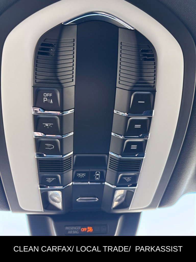 Used 2023 Porsche Macan S AWD/4WD image 28