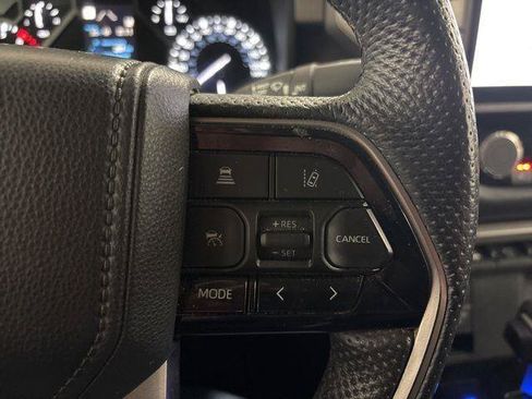 Used 2022 Toyota Tundra Limited AWD/4WD image 23