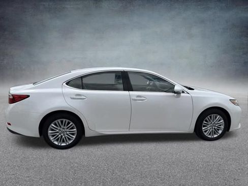 Used 2014 Lexus ES 350 w/ Luxury Package FWD image 6