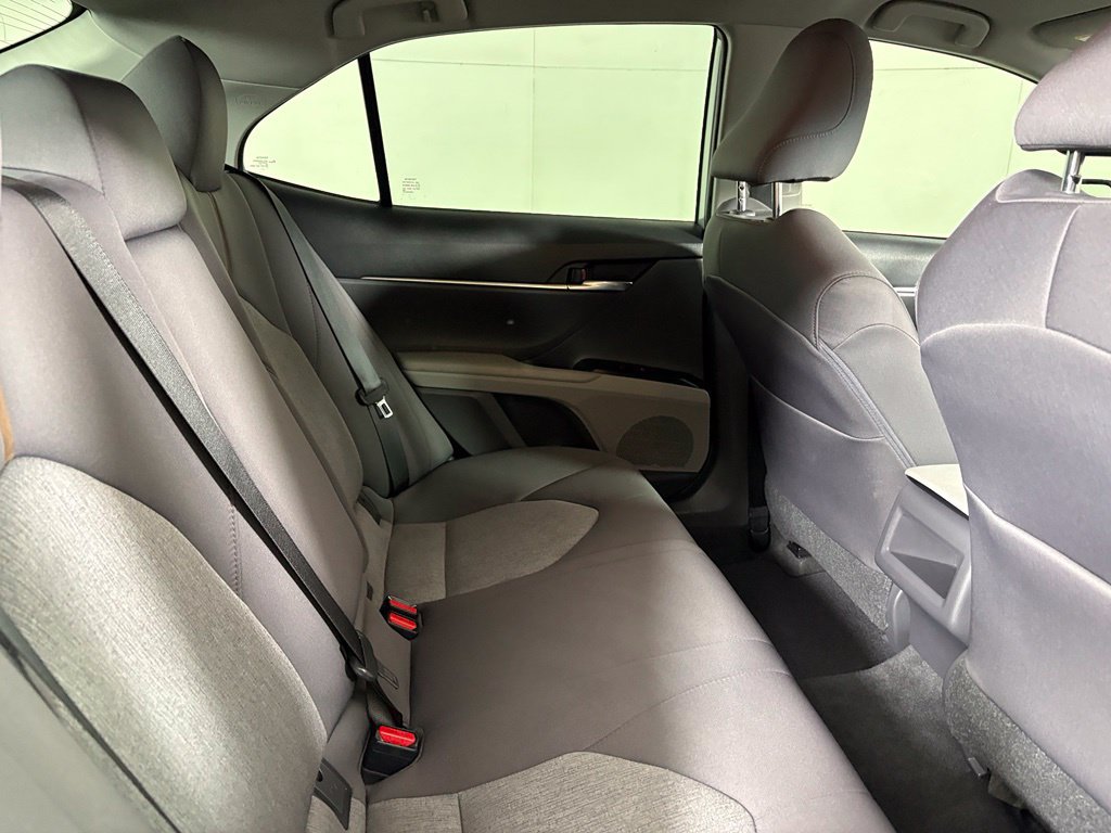 Used 2020 Toyota Camry LE w/ Carpet Mat Package FWD image 17