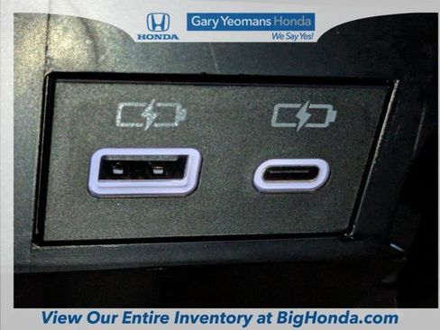 Used 2025 Toyota Tundra Limited image 27