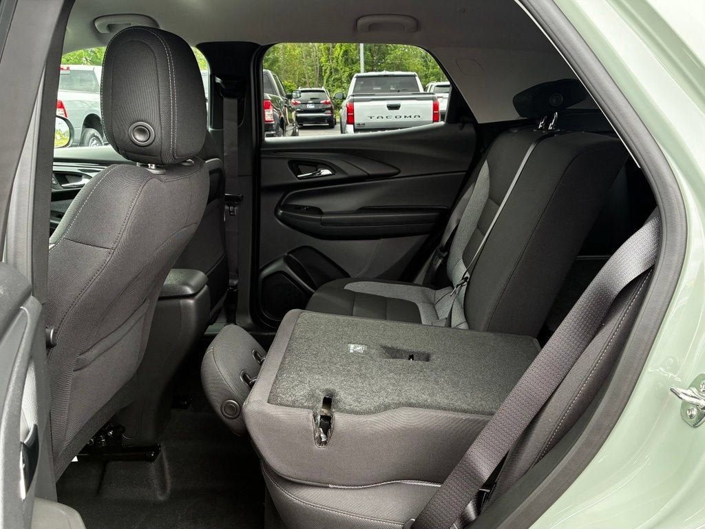 New 2026 Chevrolet TrailBlazer LS w/ LS Convenience Package AWD/4WD image 21
