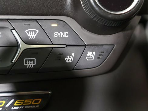 Used 2017 Chevrolet Corvette Z06 w/ Z07 Performance Package RWD image 45