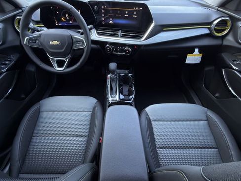 New 2026 Chevrolet Trax LT w/ LT Convenience Package image 10