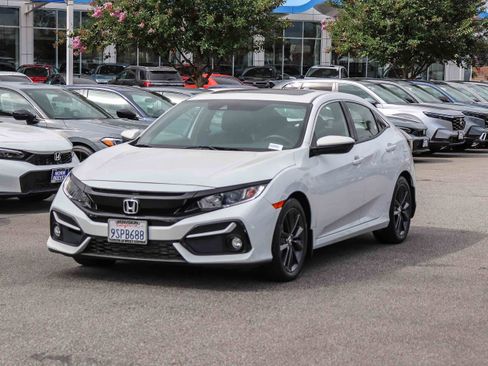 Used 2021 Honda Civic EX image 3