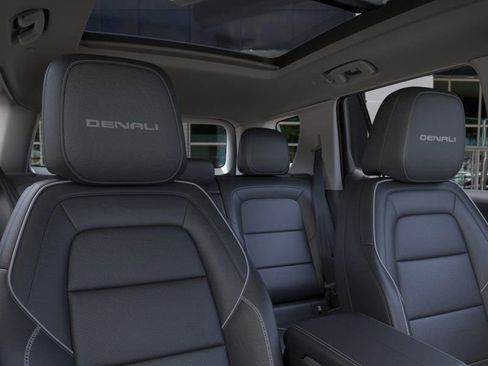 New 2026 GMC Terrain Denali w/ LPO, Black Badging Package image 24