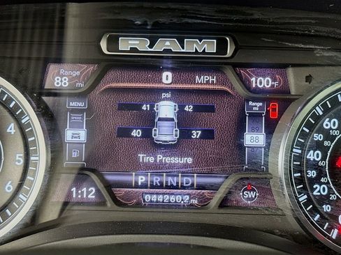Used 2024 RAM 1500 Laramie image 19