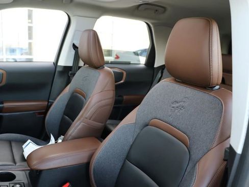 Used 2024 Ford Bronco Sport Outer Banks w/ Tech Package image 21