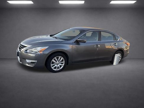 Used 2015 Nissan Altima 2.5 S w/ Power Driver Seat Package FWD image 33