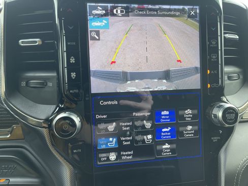 Used 2020 RAM 3500 Limited image 27