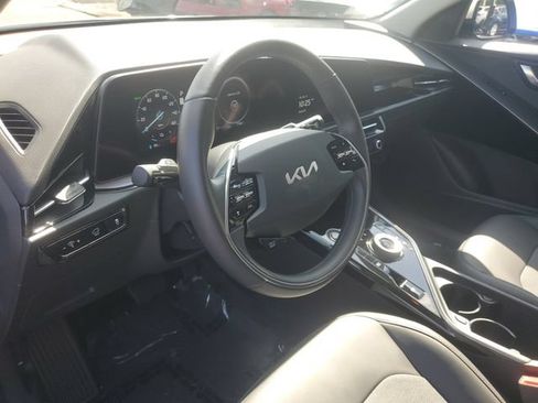 Used 2024 Kia Niro Wind FWD image 13