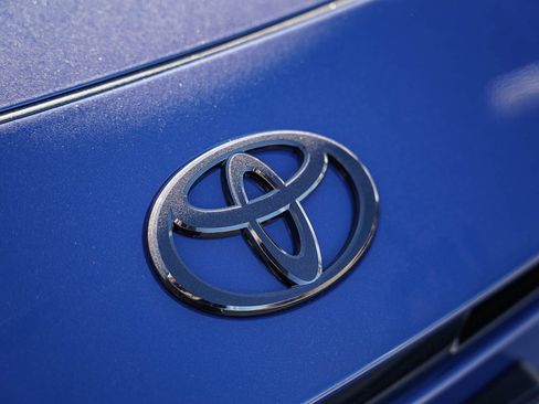 New 2026 Toyota Camry XLE image 6