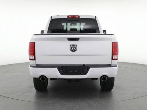 Used 2017 RAM 1500 Express image 7