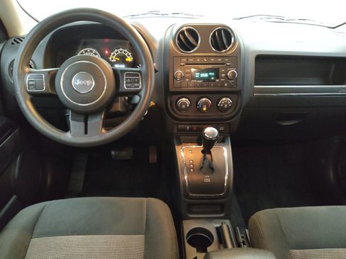 Used 2017 Jeep Patriot Sport w/ Power Value Group image 22