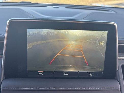 Used 2024 GMC Yukon XL SLE w/ Max Trailering Package image 24