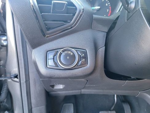 Used 2017 Ford Escape Titanium image 14