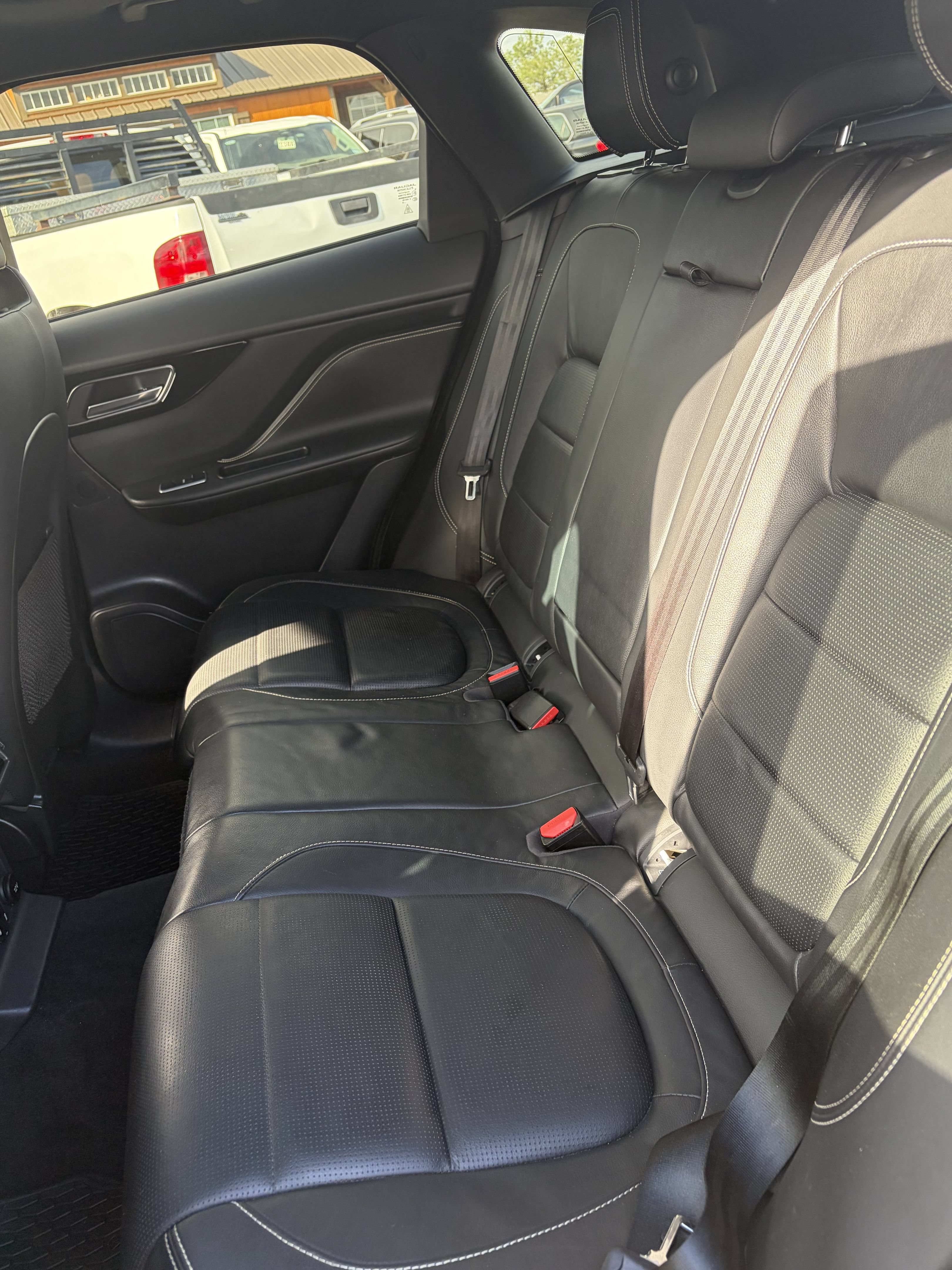 Used 2017 Jaguar F-PACE S AWD/4WD image 5