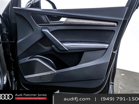 Used 2025 Audi Q5 2.0T Premium Plus w/ Premium Plus Package image 24