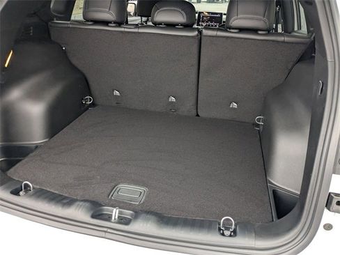 New 2026 Jeep Compass Latitude image 25