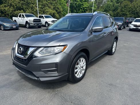 Used 2017 Nissan Rogue SV AWD/4WD image 7