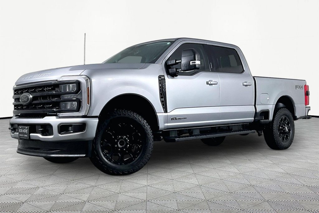 Used 2024 Ford F250 XLT w/ Black Appearance Package AWD/4WD image 1