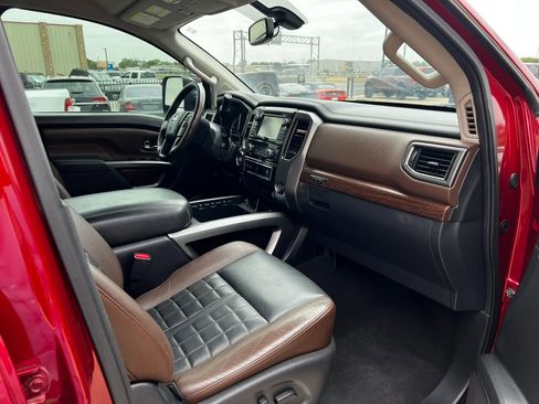 Used 2016 Nissan Titan Platinum Reserve RWD image 18