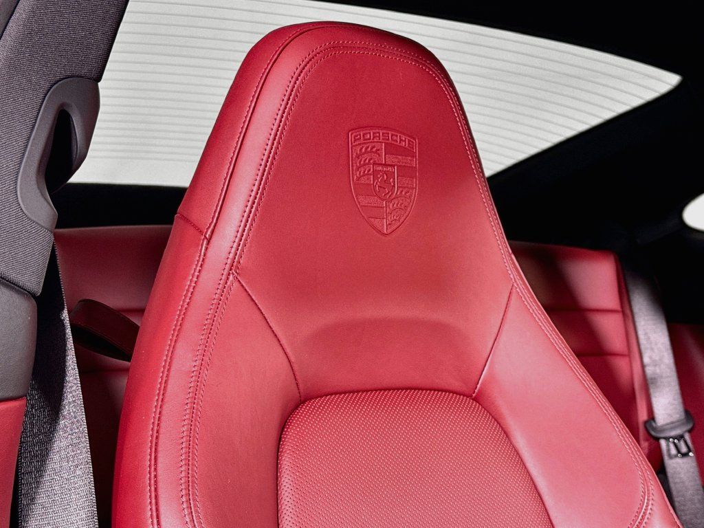 Certified 2022 Porsche 911 Carrera S RWD image 23