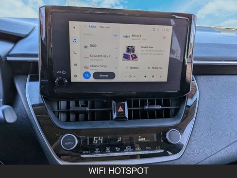 Used 2024 Toyota Corolla LE image 18