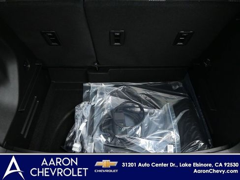 New 2027 Chevrolet Bolt LT w/ Comfort Package FWD image 31