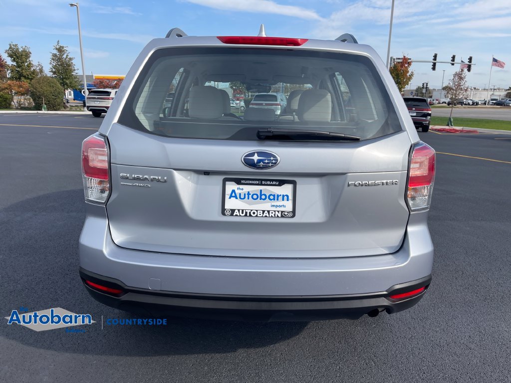 Used 2018 Subaru Forester 2.5i w/ Alloy Wheel Package AWD/4WD image 4