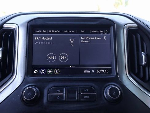 Used 2022 Chevrolet Silverado 1500 RST AWD/4WD image 37