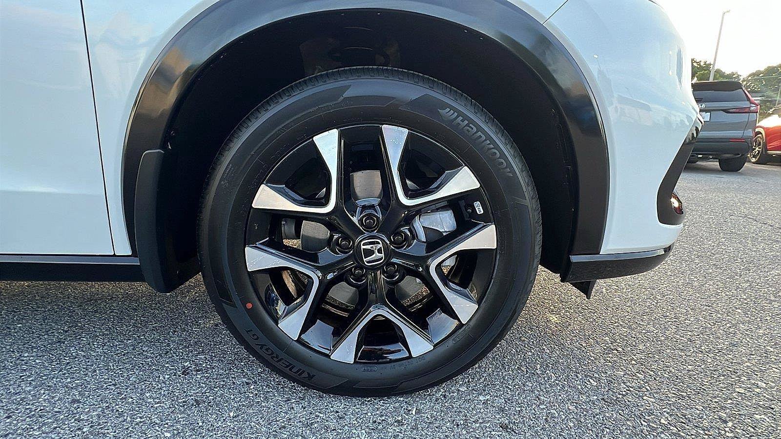 New 2027 Honda HR-V EX-L image 11
