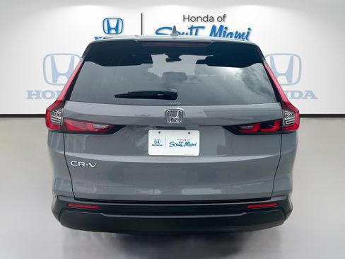 Used 2025 Honda CR-V LX image 6