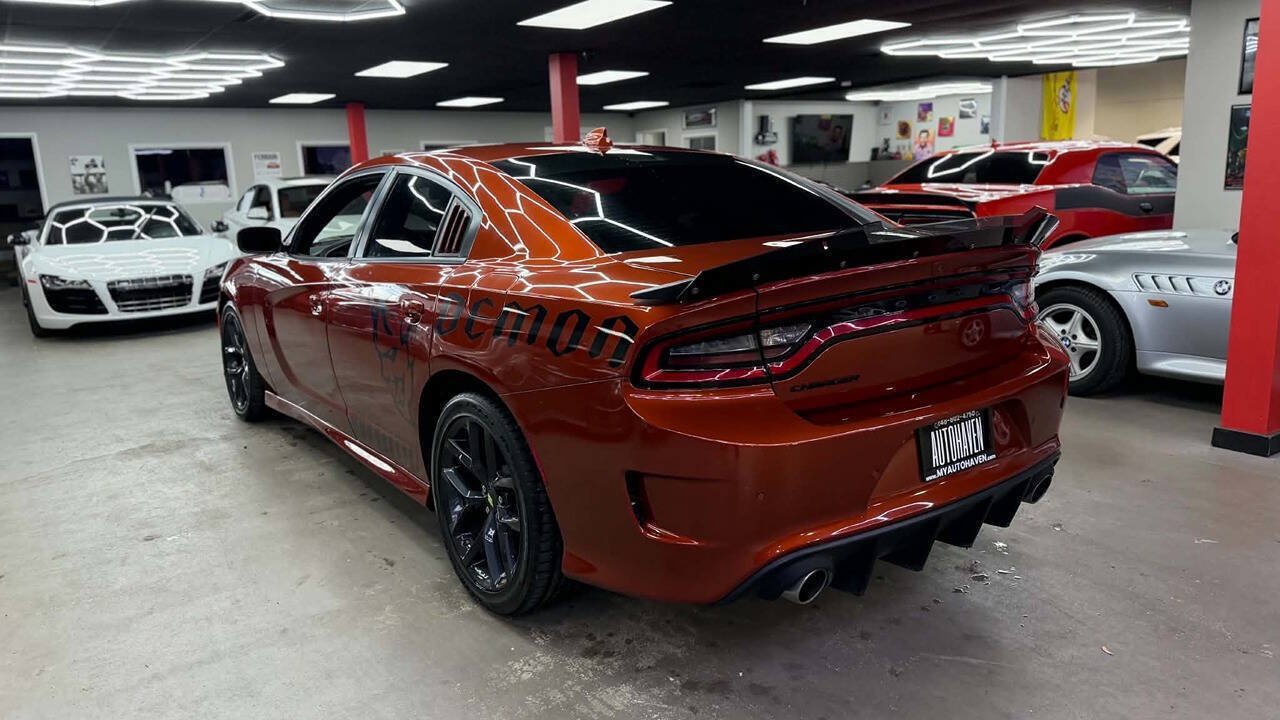 Used 2022 Dodge Charger R/T w/ Blacktop Package RWD image 7