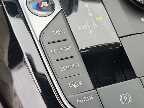 Used 2024 BMW X3 M40i w/ Premium Package image 25