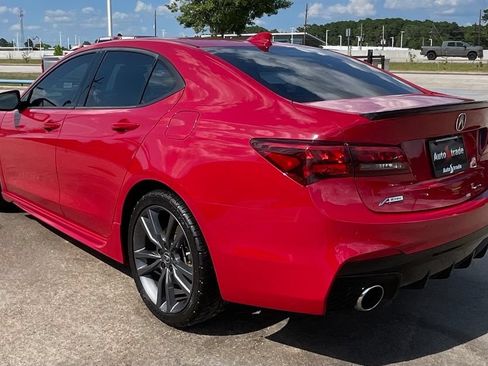 Used 2018 Acura TLX V6 w/ Technology & A-SPEC Pkg FWD image 3