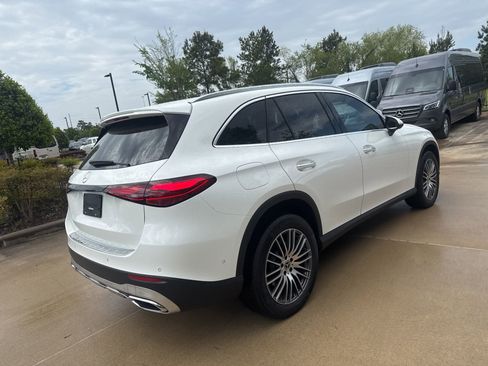 Certified 2026 Mercedes-Benz GLC 300 image 4