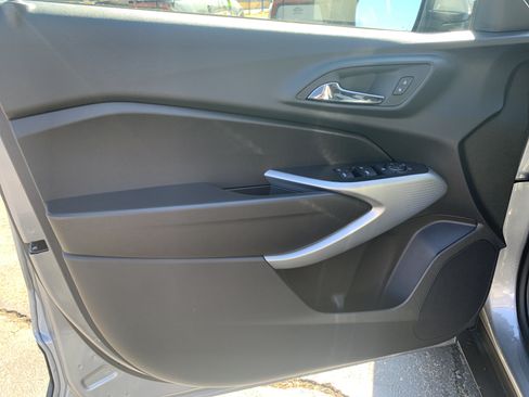 New 2026 Chevrolet Trax LS w/ LS Convenience Package FWD image 7