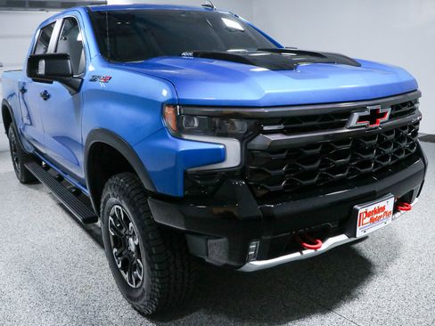 Used 2022 Chevrolet Silverado 1500 ZR2 AWD/4WD image 5