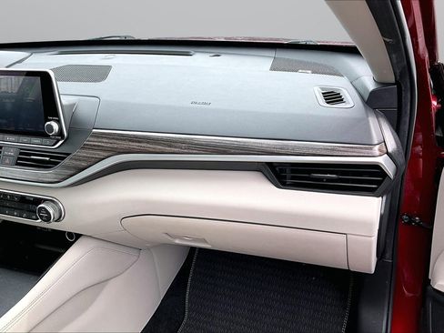 Used 2019 Nissan Altima 2.0 Edition One FWD image 21