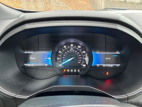 Used 2024 Ford Edge ST-Line w/ Class II Trailer Tow Package image 16