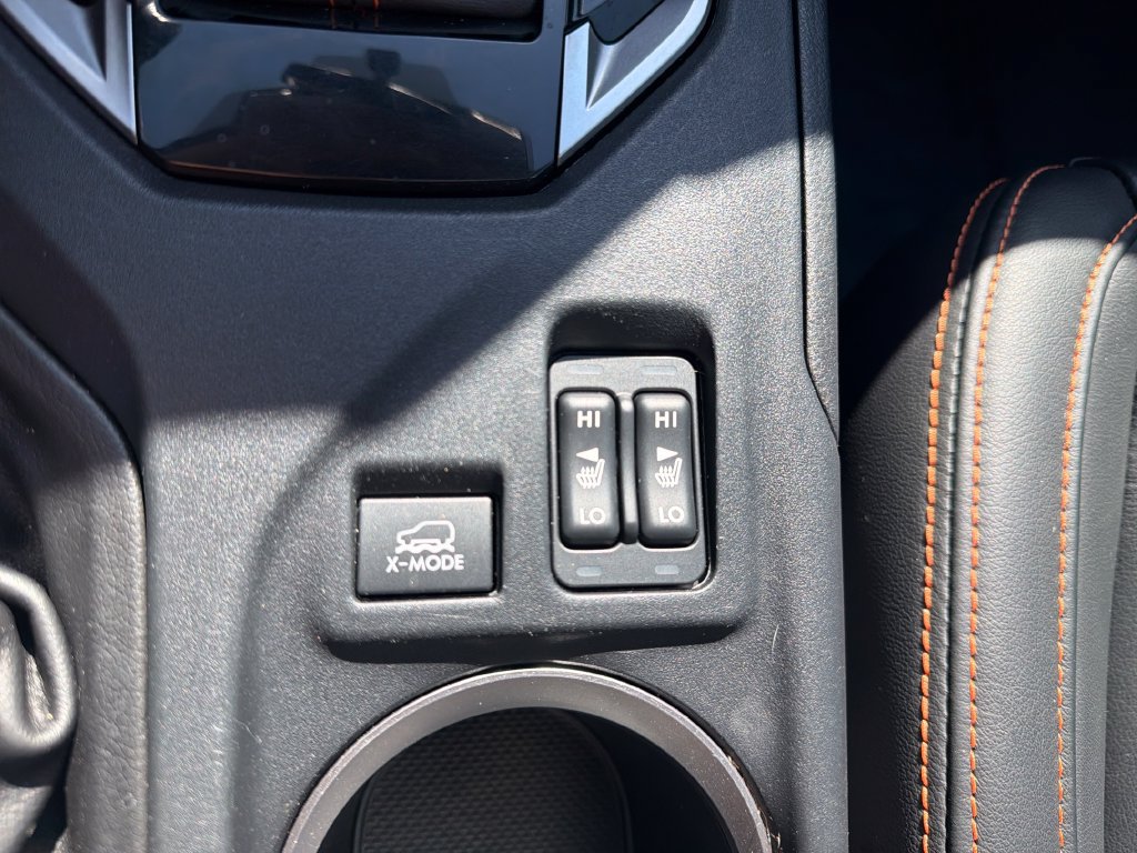 Used 2019 Subaru Crosstrek 2.0i Limited w/ Moonroof Package w/Navigation AWD/4WD image 18