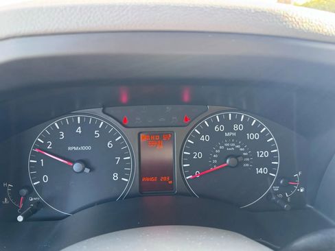 Used 2017 Nissan NV 3500 S image 22