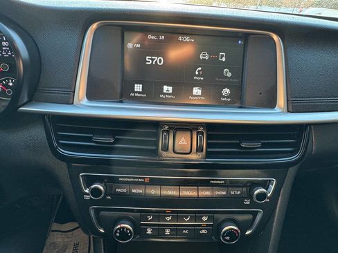 Used 2020 Kia Optima LX image 12