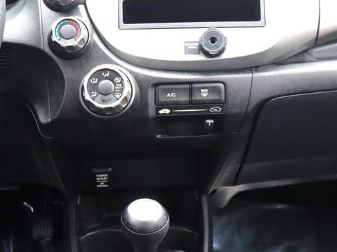 Used 2011 Honda Fit Sport image 12