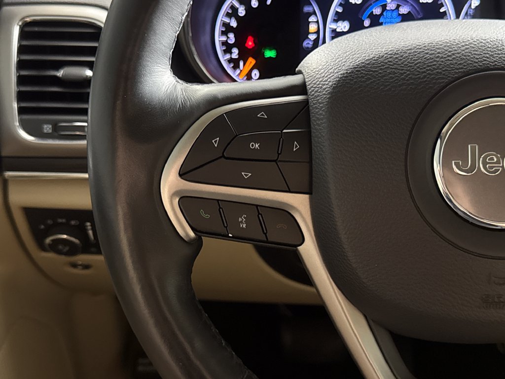 Used 2019 Jeep Grand Cherokee Limited w/ Luxury Group II RWD image 16