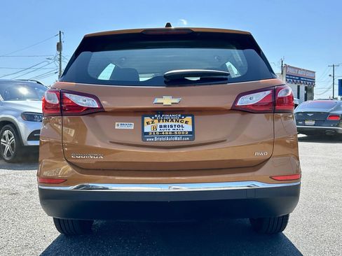 Used 2018 Chevrolet Equinox LS image 4