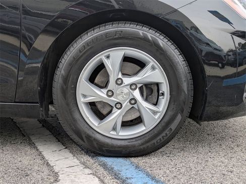 Used 2019 Hyundai Elantra SE w/ Cargo Package image 11